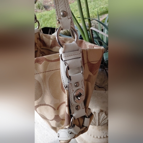 AUTHENTIC COACH JACQUARD SIGNATURE C AND GENUINE WHITE LEATHER HAND/SHOULDER BAG - Picture 7 of 11